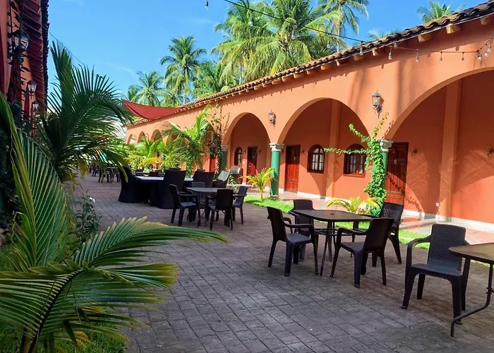 Sambo Mambo Beach Hotel